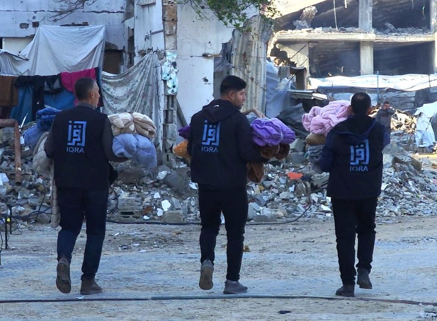 Gaza blankets-image1